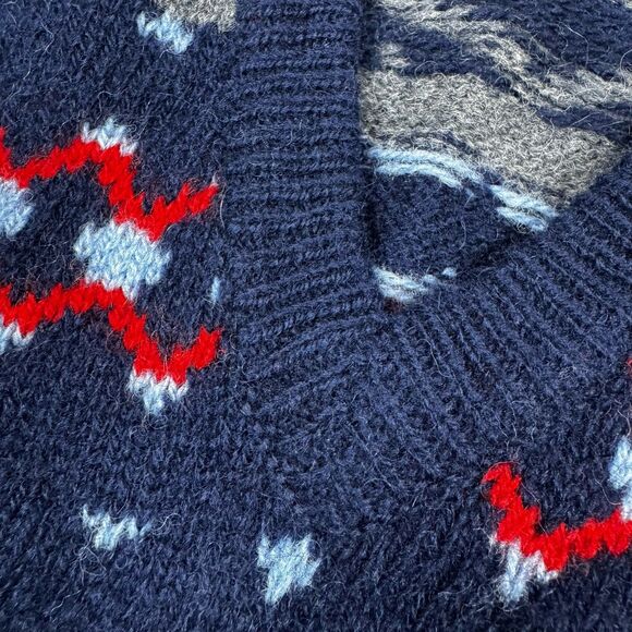 Vintage-Style Fair Isle Sweater Vest Size 18 Navy Blue Red Gray Geometric Knit - Picture 8 of 10